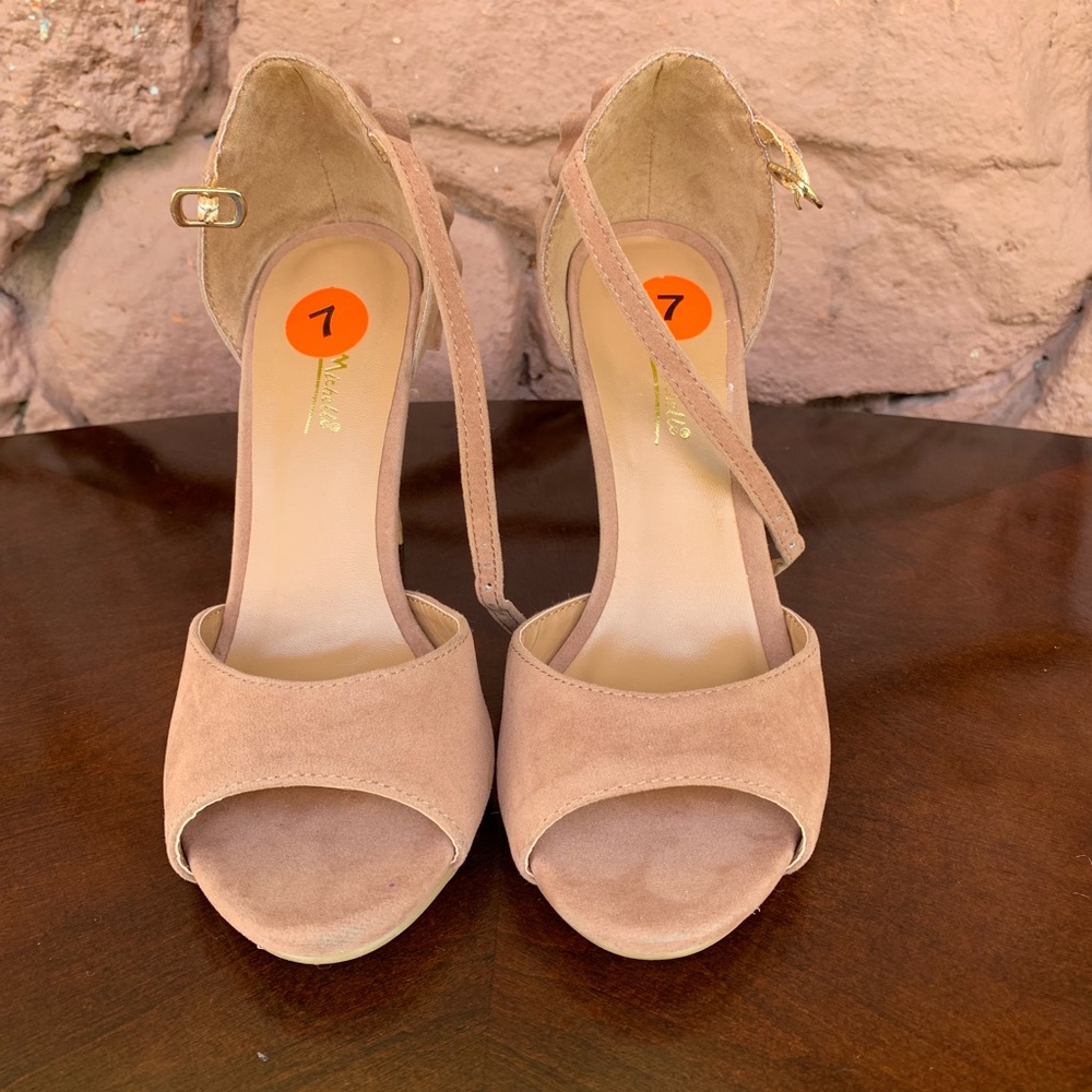 Suede Anne Michelle Heels size 7